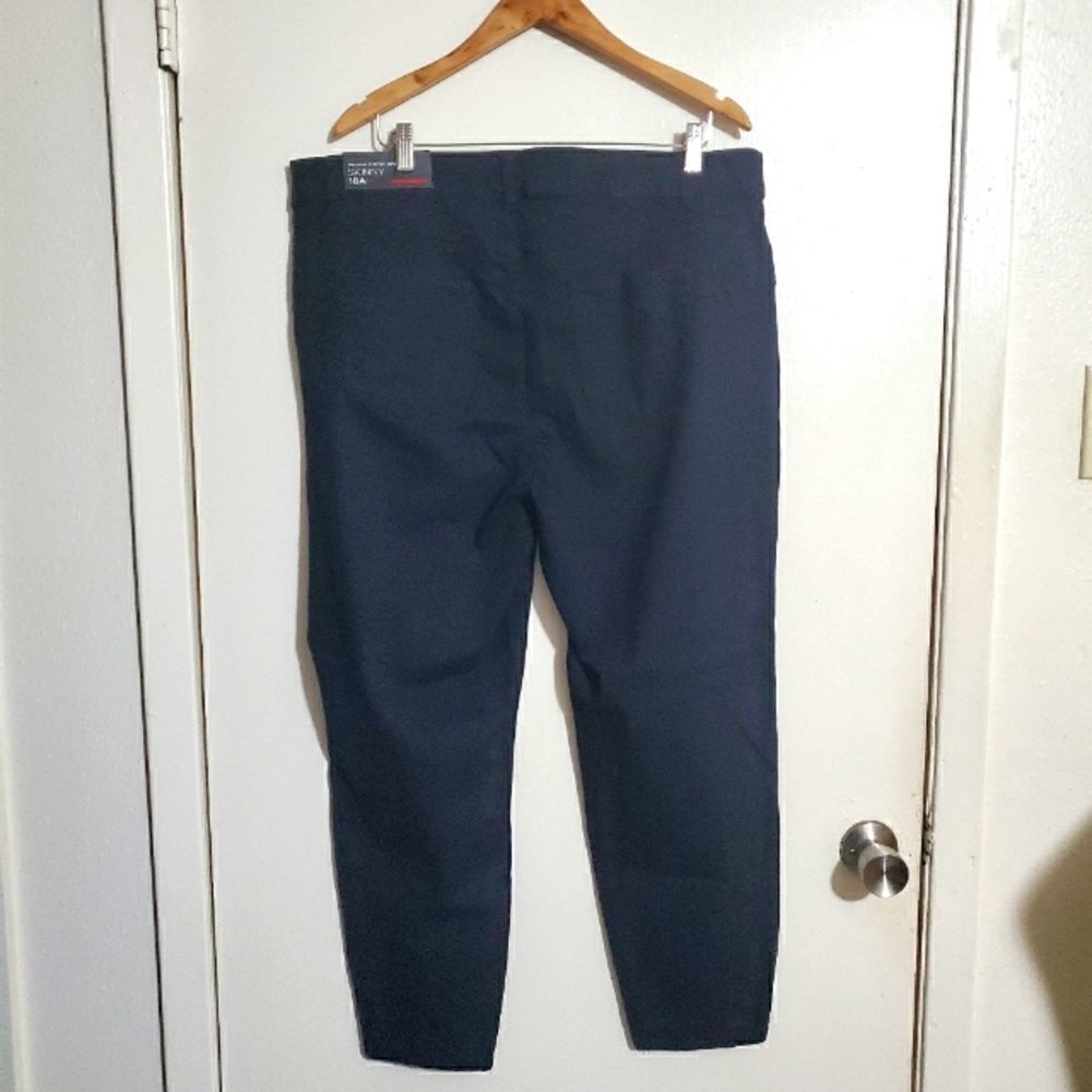 Avenue Black Skinny Tummy Control Jeans Size 18 AV - Picture 2 of 10